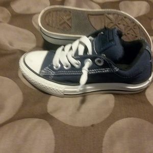Boys converse